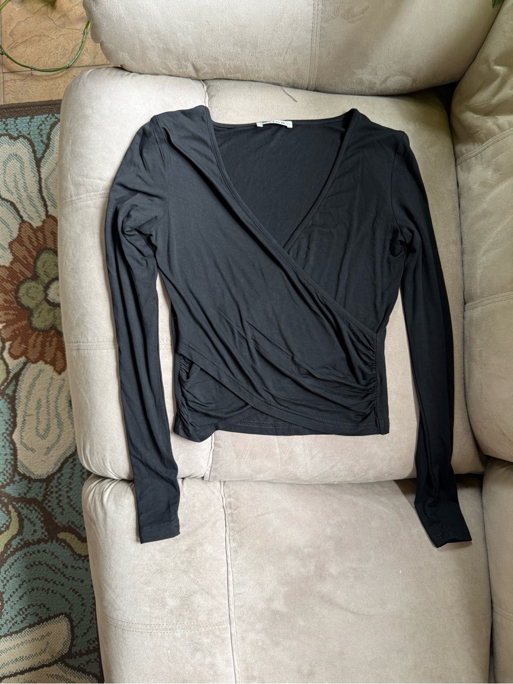 Veitor 100% Modal Black Long-Sleeve Wrap Crop Top